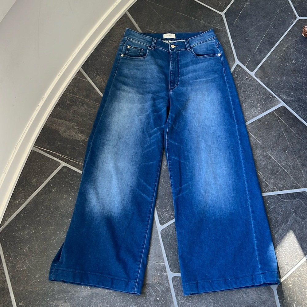 DL 1961, wide leg, denim jeans.
